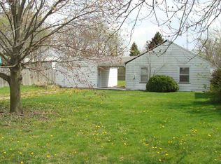 468 E Vernon St, Farmington, IL 61531