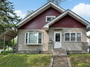 411 Forest St, Saint Paul, MN 55106