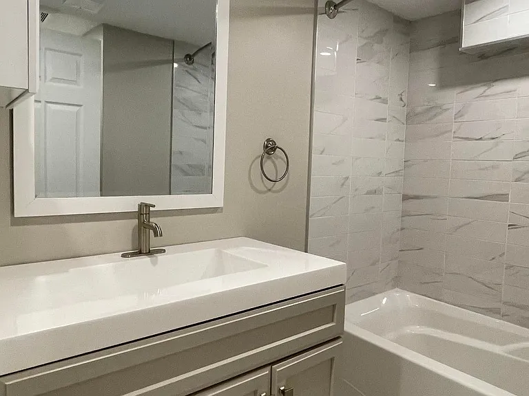 771 Krosno Blvd #BASEMENT — Photo 12