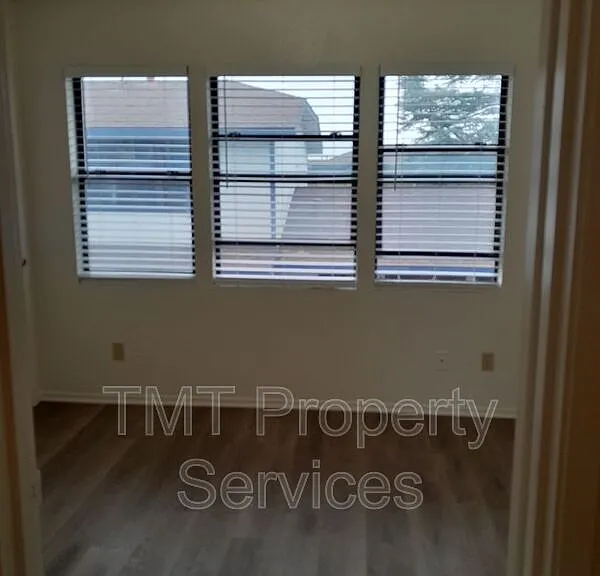 172 W Price St #2 — Photo 10