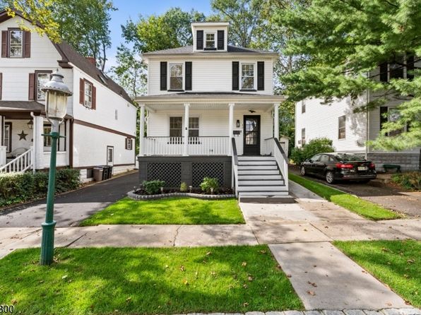40 Edgewood Rd