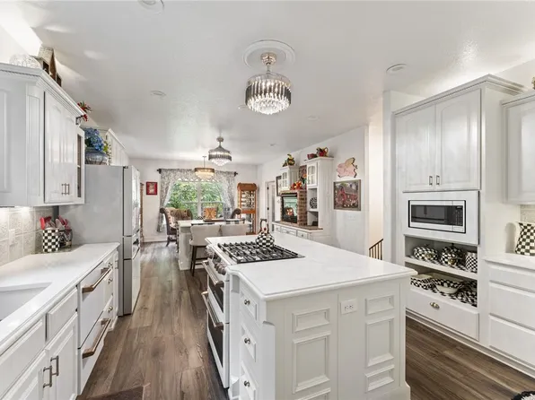 16 Berrydale Ln, Bella Vista, AR 72715