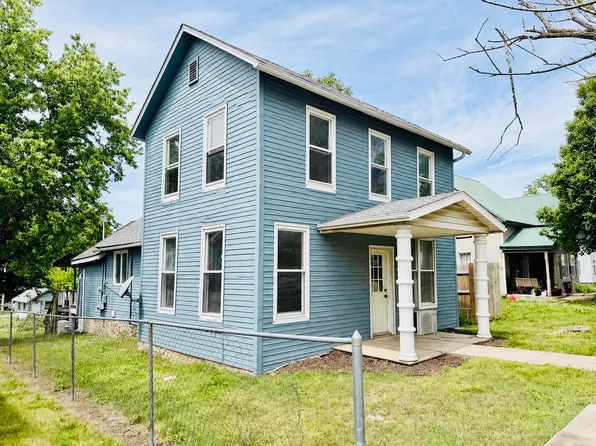 207 N Myrtle Street, Pierce City, MO 65723