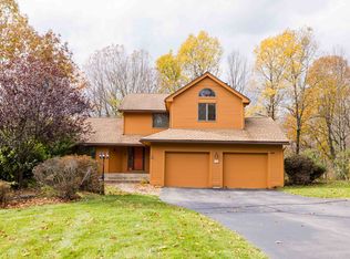 18 Clifford Ave, Tolland, CT 06084