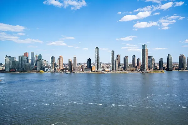 Rented by MNS | media 73