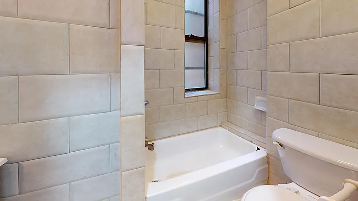 Rented by Bond New York | media 11