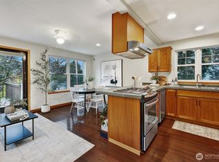 9005 Fremont Ave N #A, Seattle, WA 98103