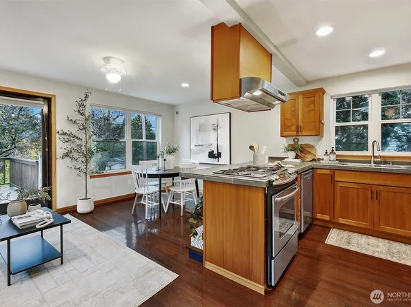 9005 Fremont Avenue N #A, Seattle, WA 98103