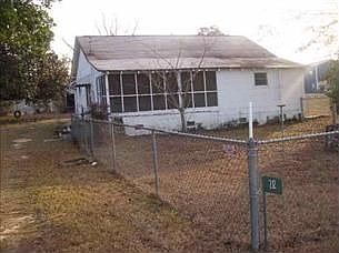 1st image of 212 Campus Dr