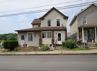 705 N 3rd St, Jeannette, PA 15644