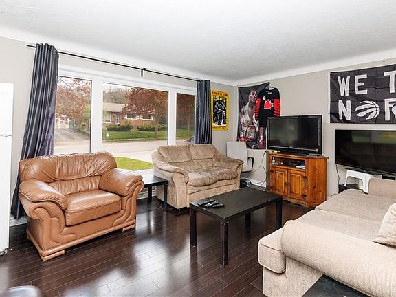 4th image of 25 Warkdale Dr