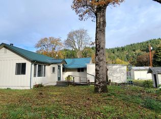 47905 Commercial St, Oakridge, OR