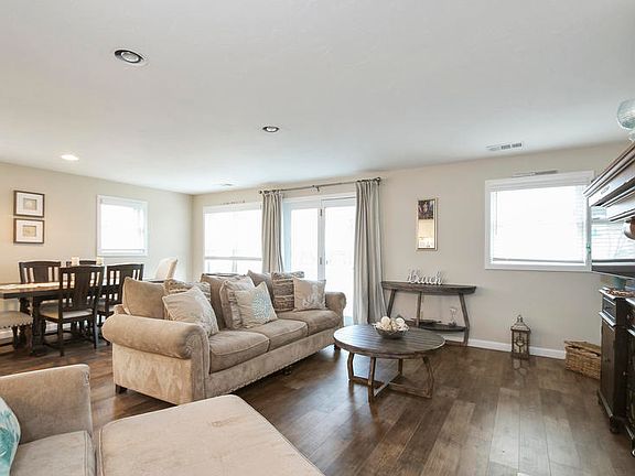 5th image of 540 White Cliffs Drive #540