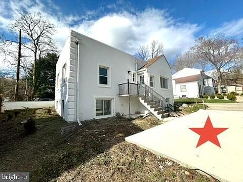 4th image of 9305 Colesville Rd