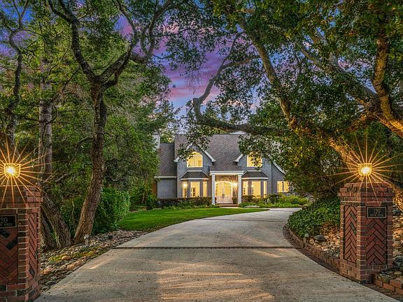 5th image of 120 Brook Knoll Dr