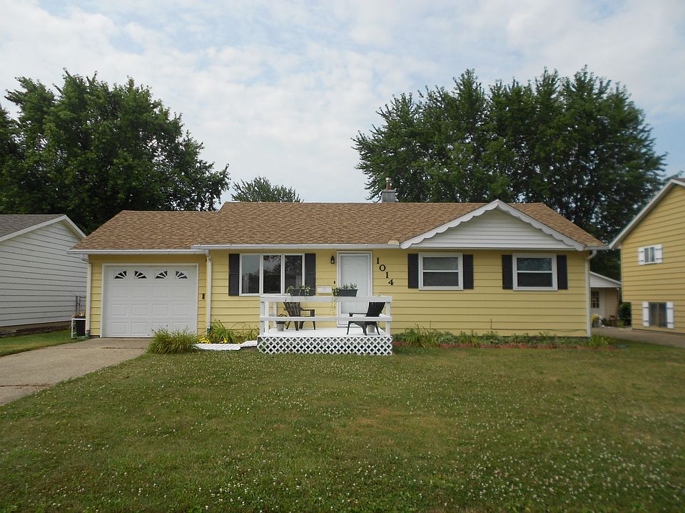1st image of 1014 Rosewood Dr