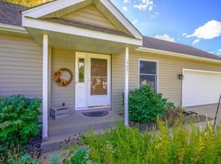 2621 Fairlawn Dr, Stillwater, MN 55082