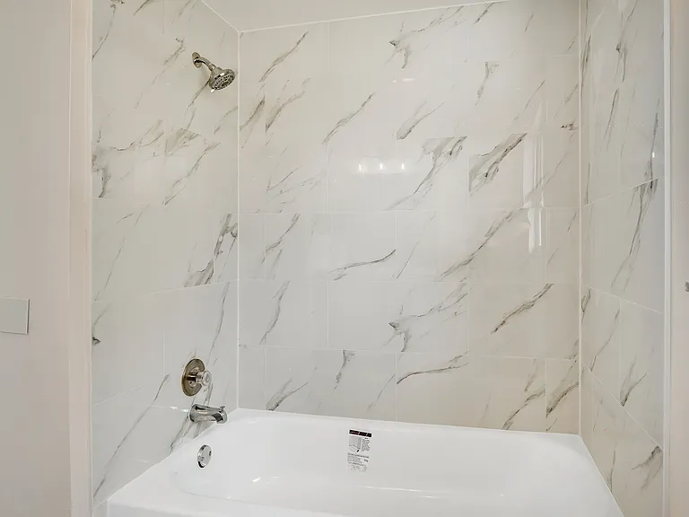 2459 Hope Ave — Photo 14