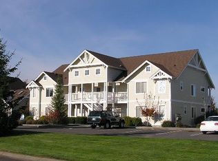 236 W Maberry Dr APT 102, Lynden, WA 98264