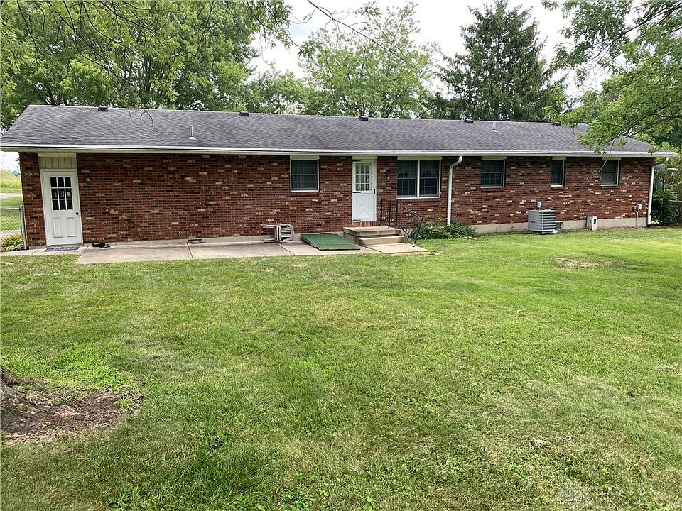 2nd image of 4641 Medlar Rd