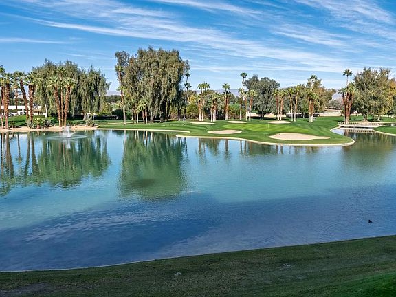 2nd image of 910 Island Dr APT 206