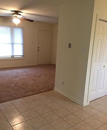 5th image of 10203 Molly Ln