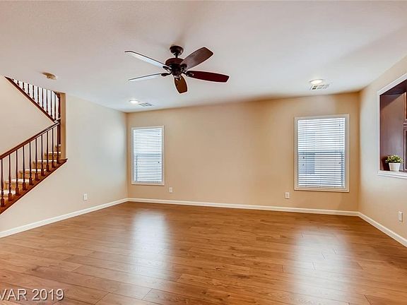 5th image of 739 Shadwell St