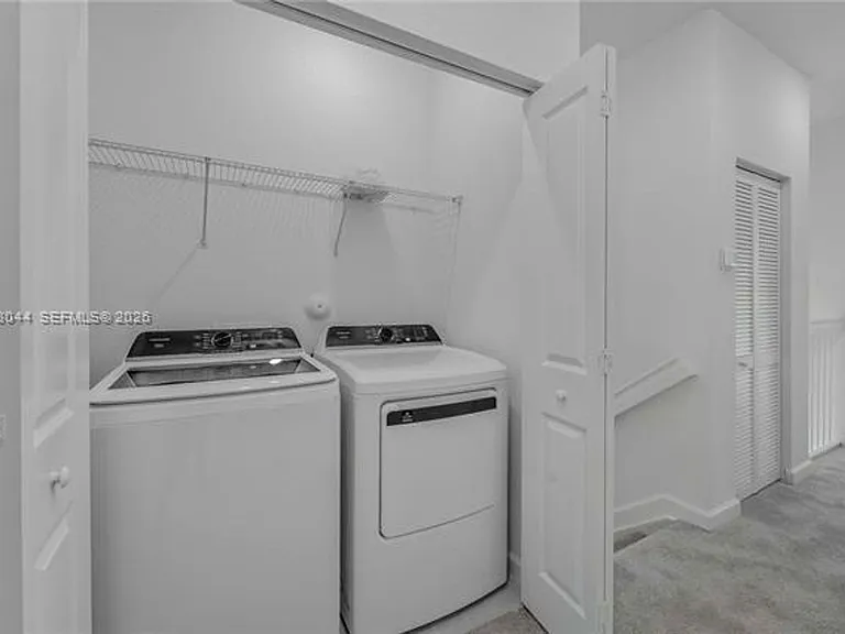 701 SE 13th Street Cir #Townhouse 701 — Photo 14