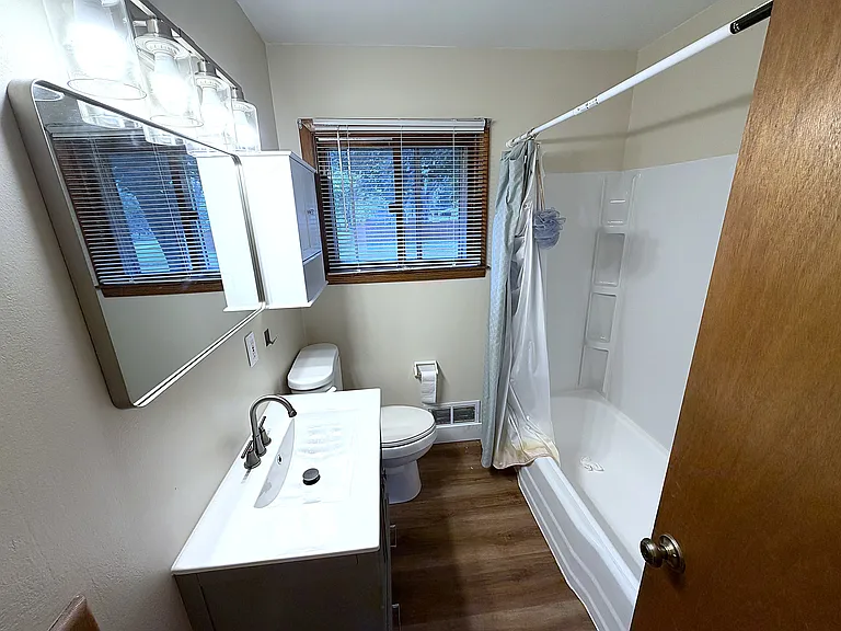 8535 Inman Ave S — Photo 7