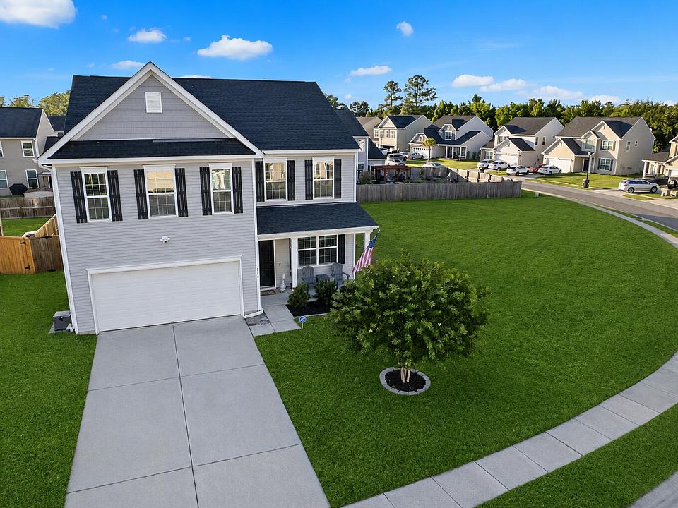 1st image of 144 Weeping Cypress Dr