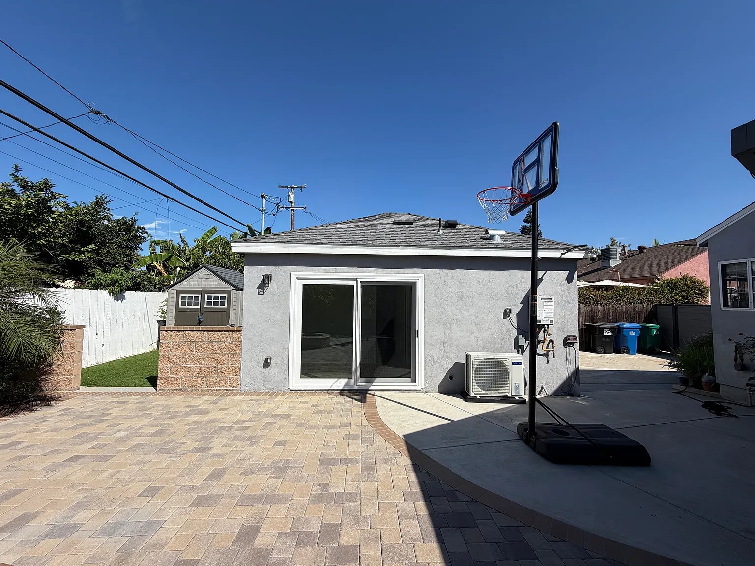 1 bed, 500 sqft, $1,900 — Photo 1