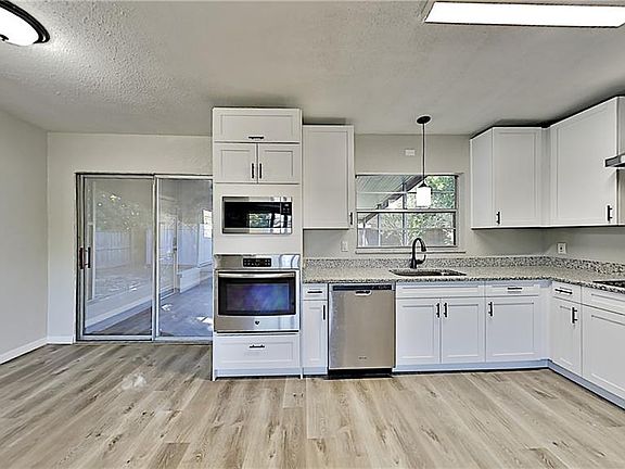 5th image of 4820 50th Ave N