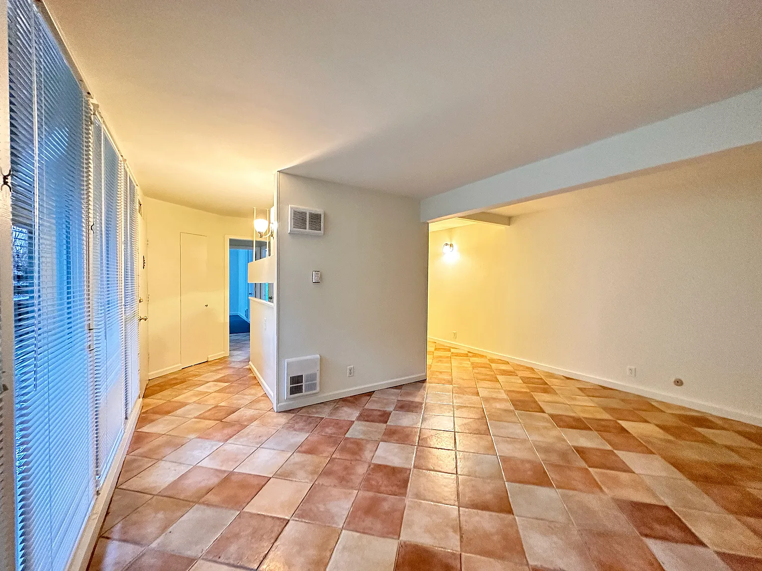 2 bed, $2,595 — Photo 2