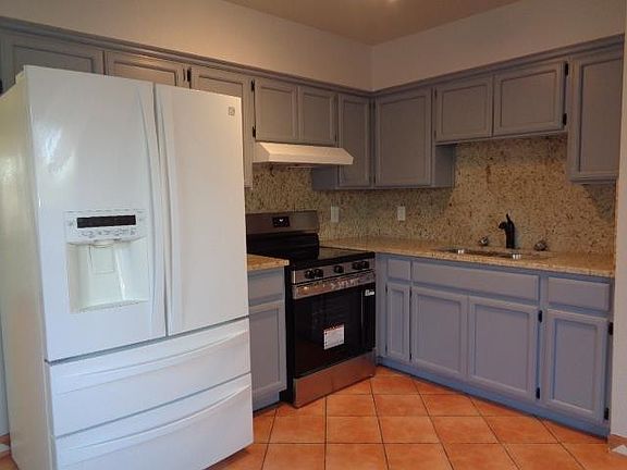 5th image of 2766 W 2nd Pl