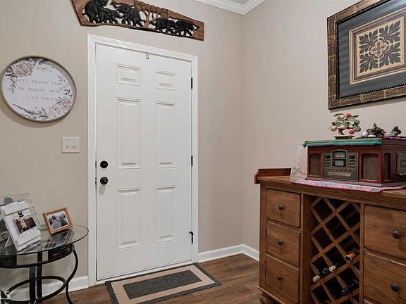3rd image of 5425 Sycamore Ct
