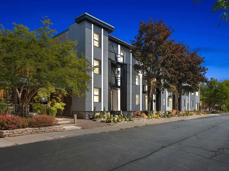 257 York St #253 — Photo 41