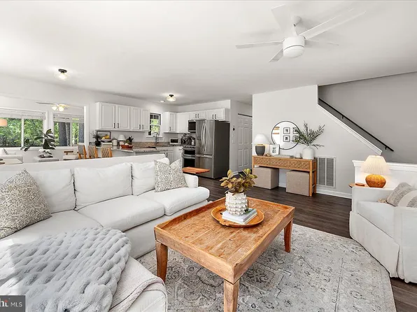 8 Bridgewater Rd, Ocean Pines, MD 21811