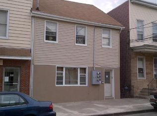 203 40th St, Union City, NJ 07087