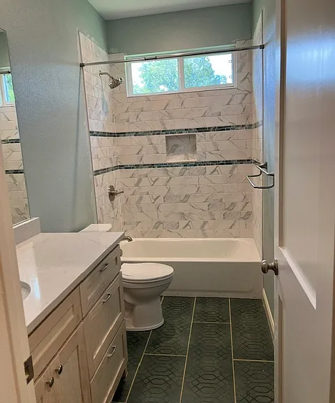 12600 Plassmeyer Pl — Photo 7
