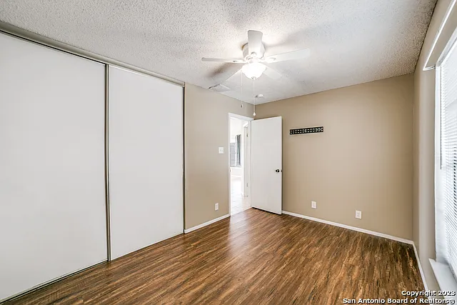 6854 Arbor Springs Dr — Photo 10
