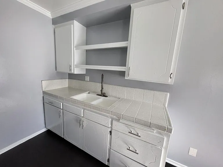 12022 Birch Ave — Photo 31