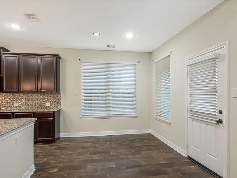 10823 Paula Bluff Ln — Photo 15
