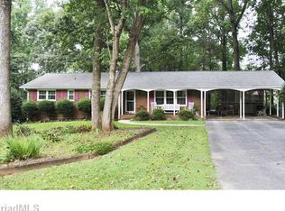 2295 Amelia Rd, Pfafftown, NC 27040