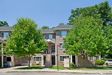3705 Pratt Avenue, #1C