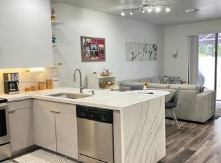 9057 W 33rd Ave, Hialeah, FL 33018