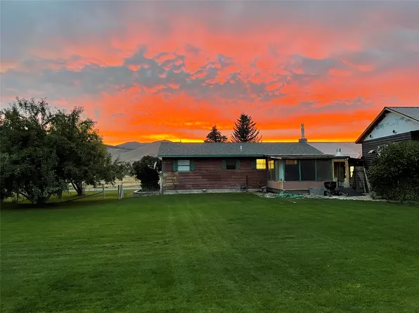 7105 Rosemary Dr, Helena, MT 59602