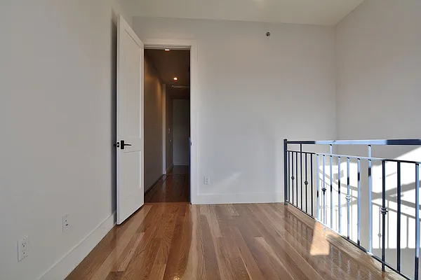 Rented by Hagstrom Management Inc | media 18