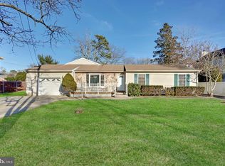 345 Coolidge Ave, Bayville, NJ 08721