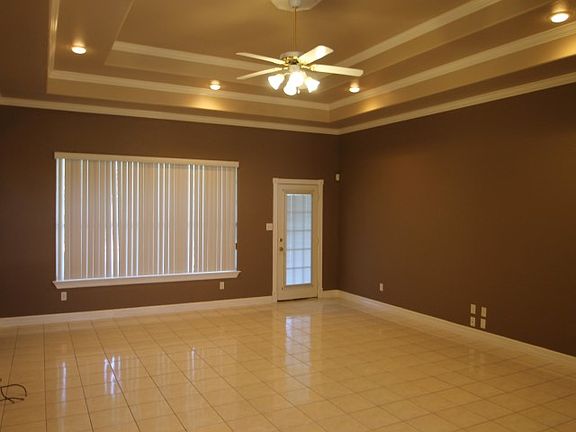 3rd image of 881 S. Quail Hollow Drive