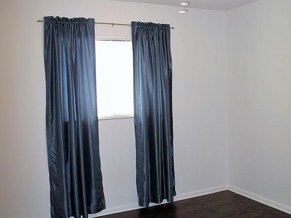 2nd image of 35 Club House Dr